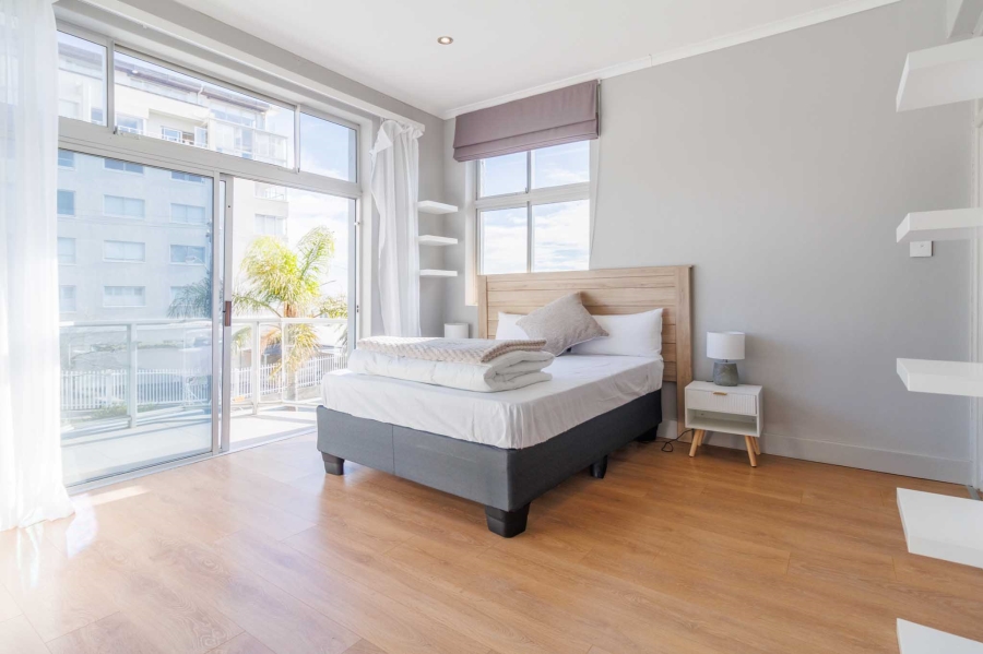 4 Bedroom Property for Sale in Bantry Bay Western Cape